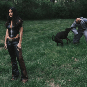 The Singles Bar: Kassi Ashton – Bitches