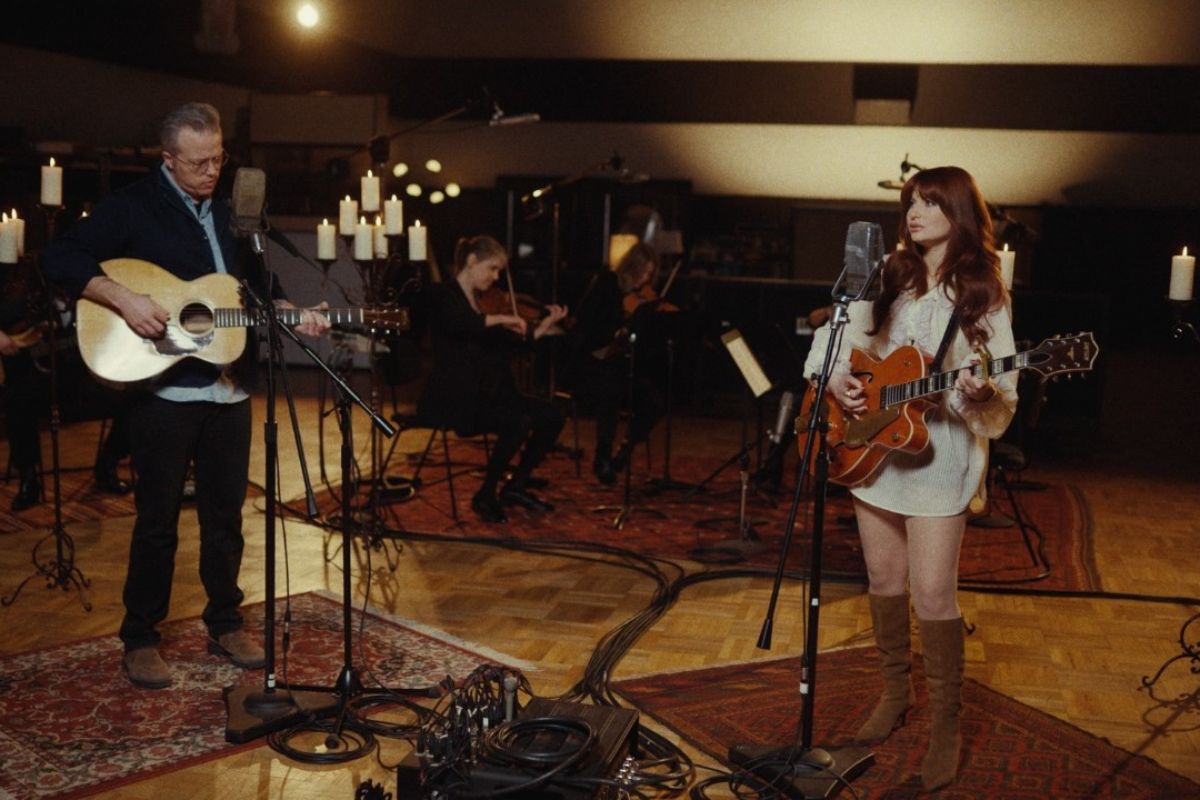 The Singles Bar: Willow Avalon commits a ‘Cardinal Sin’ (with Jason Isbell)