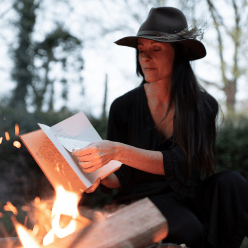 The Singles Bar: Tiffany Thompson – Burn, Burn, Burn