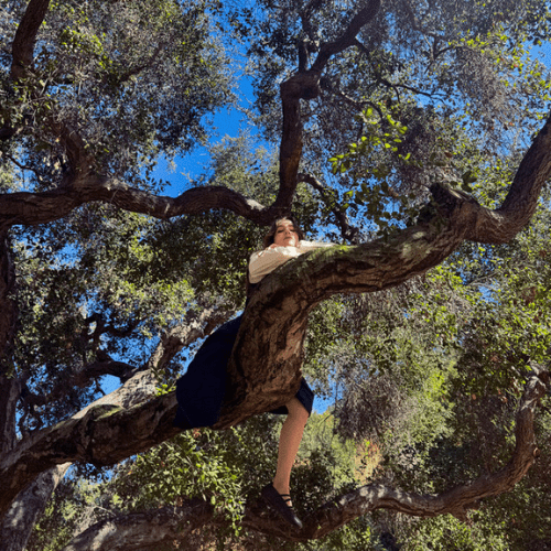 The Singles Bar: Maddie Regent – Schoolbags